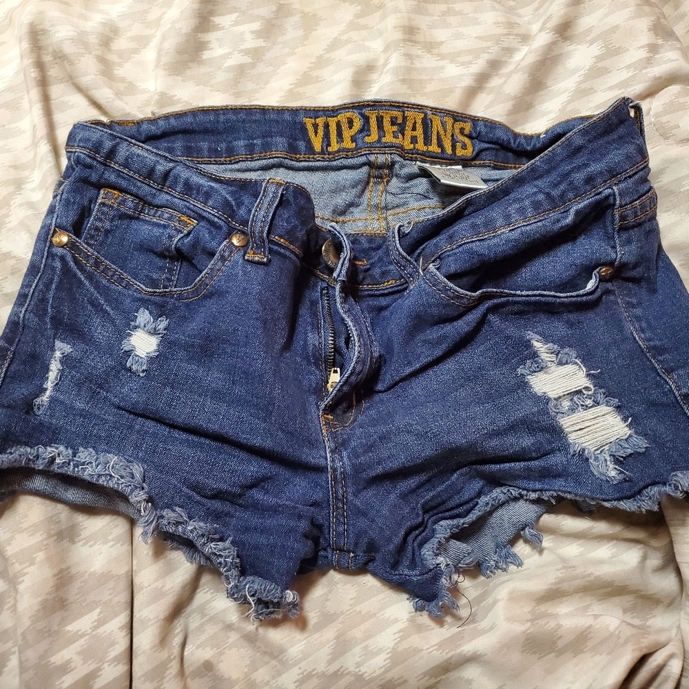 VIP Jean's shorts - Picture 4 of 4